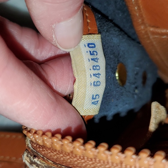 Dooney & Bourke Vintage AWL Crossbody Bag - Picture 8 of 16